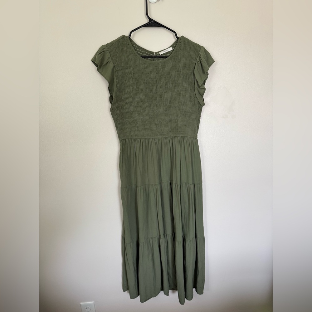 Size Large Hount Olive Green Dress - Picture 2 of 5
